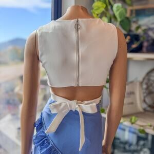 ChicWish, Bowknot Crop Top in White, Full Zip Back, Sleeveless, Women’s Small